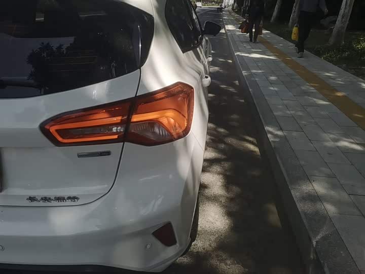 Ford Focus 2021 2021款 两厢 EcoBoost 180 自动ST Line