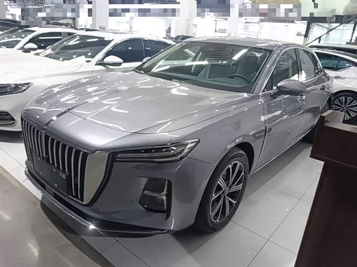 2025 Hongqi H5 Hybrid