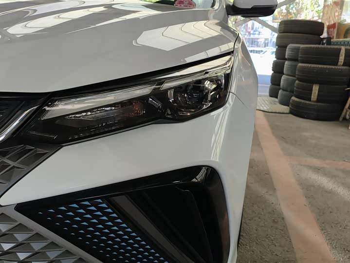 Geely Emgrand L 2022 2022款 1.4T CVT至尊型