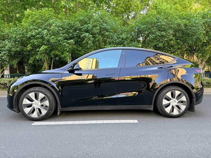 Фото 5 - Tesla Model Y