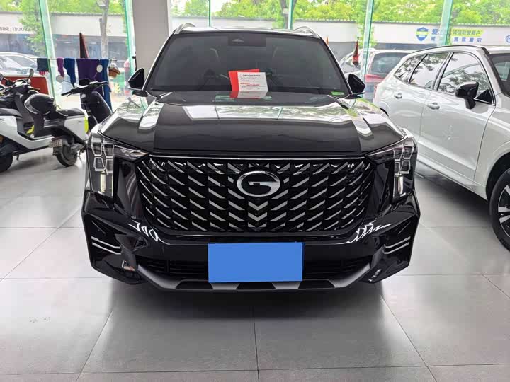 Фото 2 - GAC Trumpchi GS8