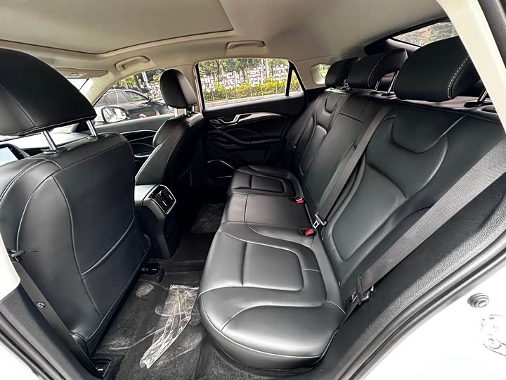 Bestune B70 2025 2025款 龙耀版 1.5T 质享型