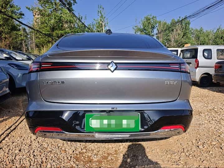 Baojun Xiangjing 2025 2025款 插混 140km豪华版