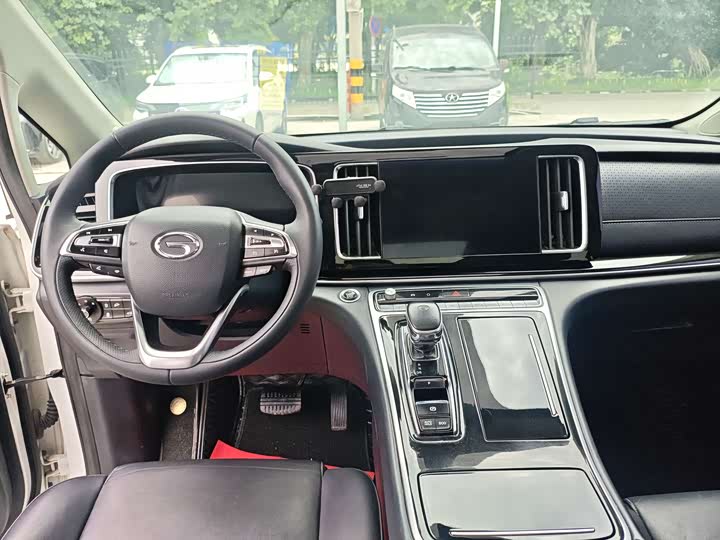 Фото 9 - GAC Trumpchi M8