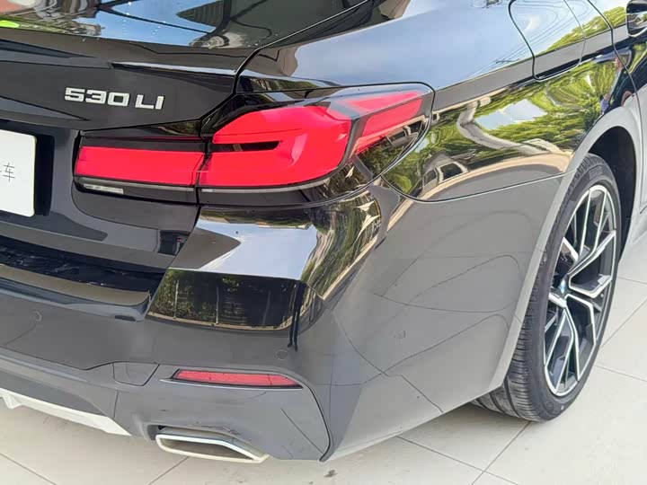 Фото 7 - BMW 5 Series