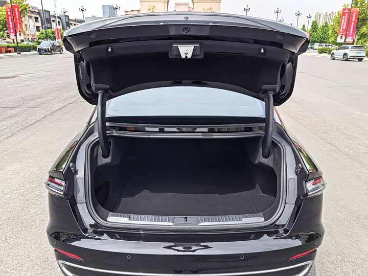 Lincoln Z (Zephyr) 2025 2025款 2.0T 尊尚版