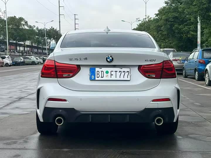 Zdjęcie 8 - BMW 1 Series