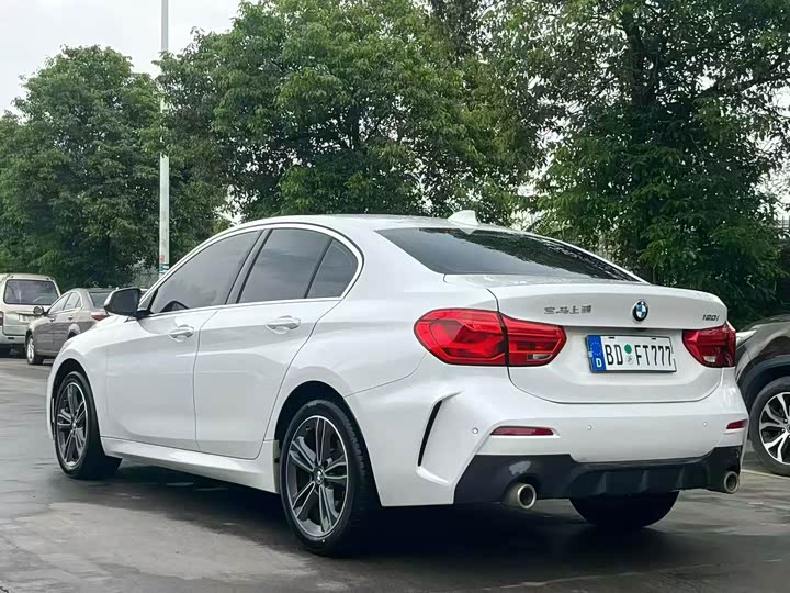 Zdjęcie 9 - BMW 1 Series