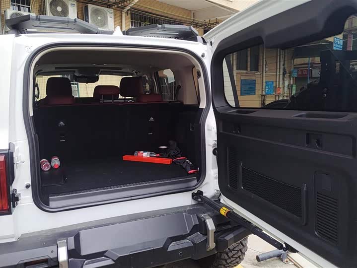 Tank 300 Hybrid 2025 2025款 Hi4-T 37.1kWh