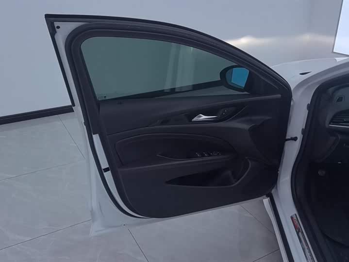 Фото 7 - Buick Regal