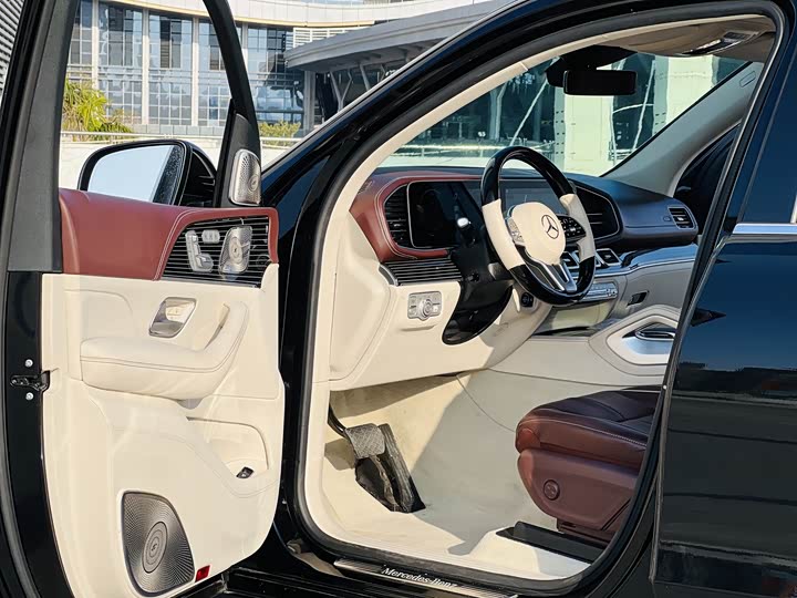 Mercedes-Benz GLS-Class 2023 2023款 GLS 450 4MATIC 豪华型