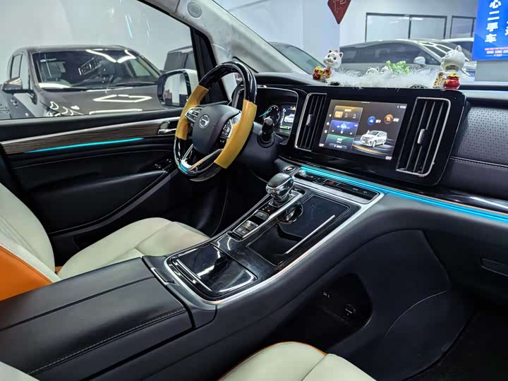 Фото 8 - GAC Trumpchi M8