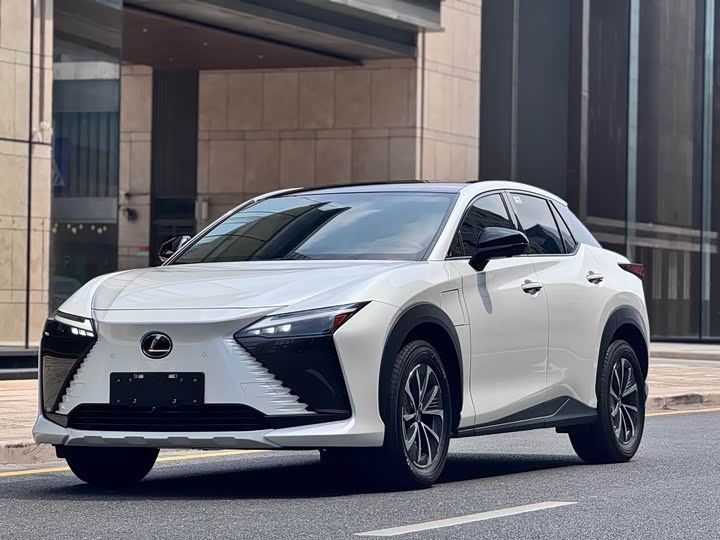 2023 Lexus RZ