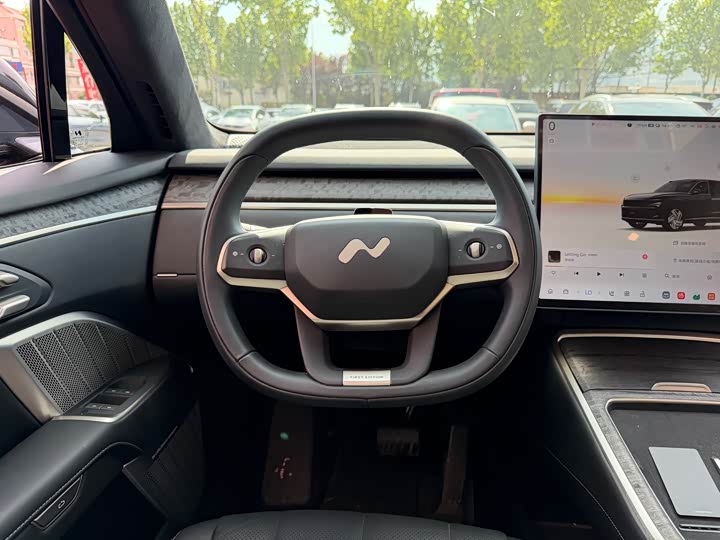 Nio Onvo L90 2025 2025款 Pro 六座版