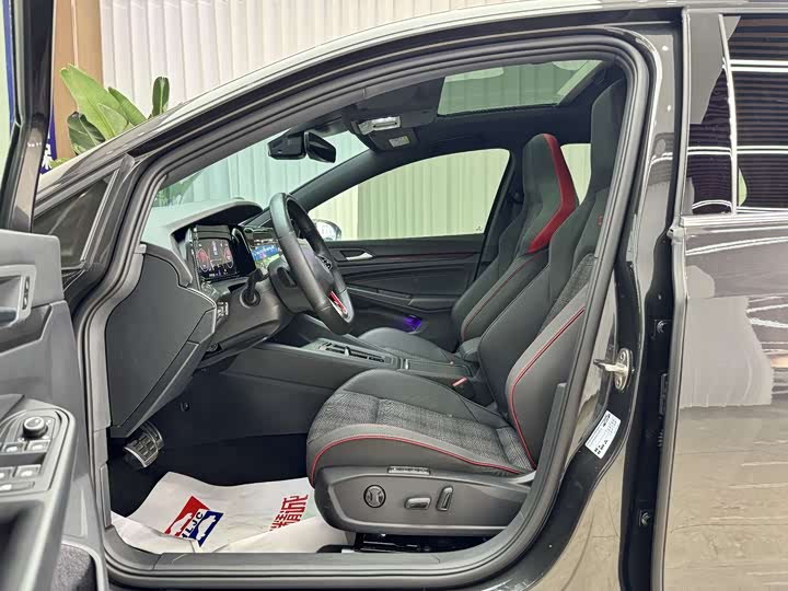 Volkswagen Golf GTI 2023 2023款 380TSI DSG GTI