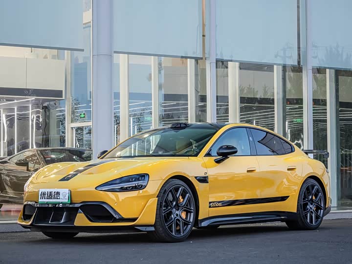 Фото 1 - Xiaomi SU7 Ultra