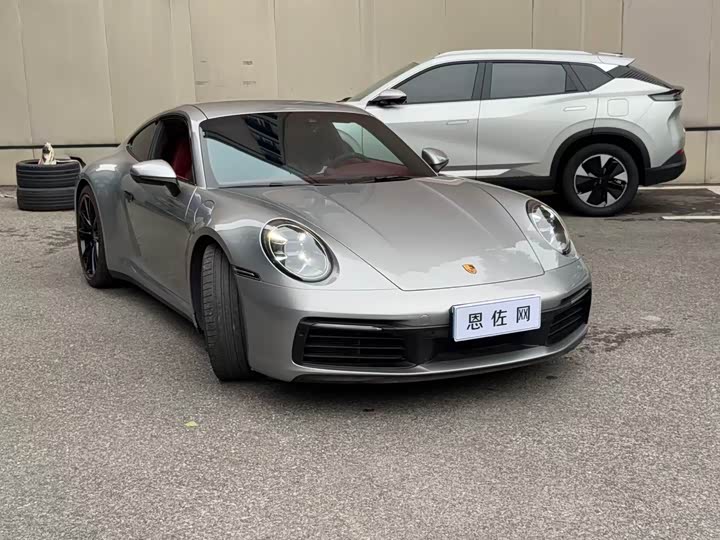 Фото 4 - Porsche 911