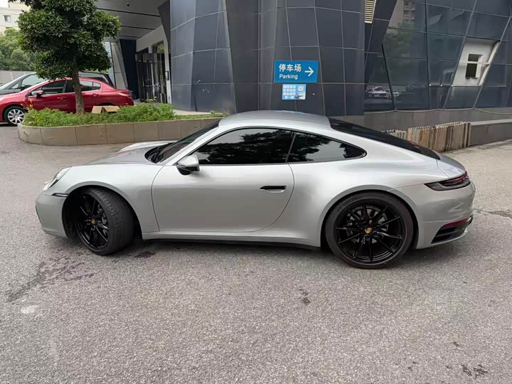 Фото 5 - Porsche 911
