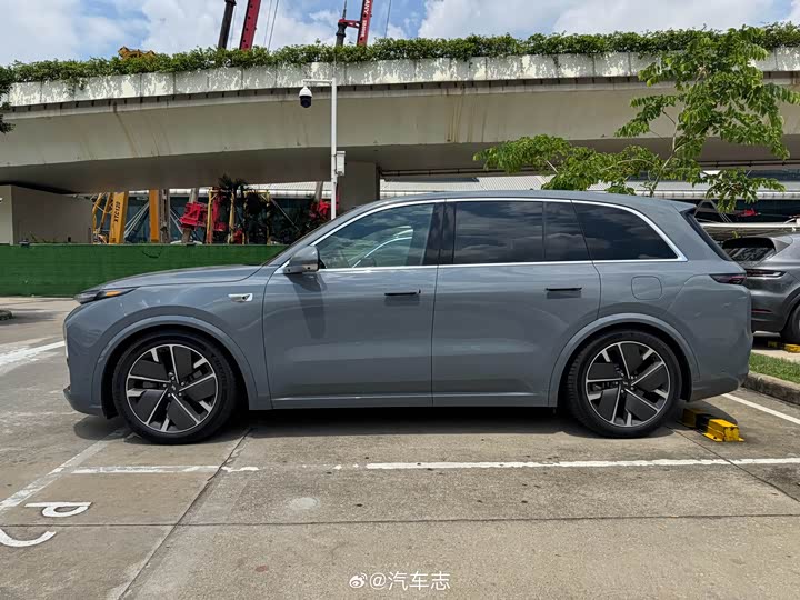 LiXiang L7 2025 2025款 Max 智能焕新版