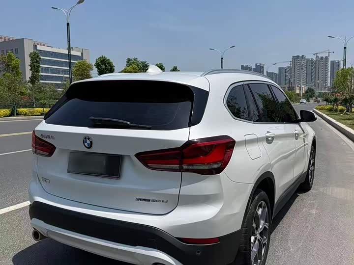 Фото 7 - BMW X1