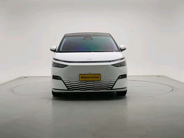 Photo 3 - XPeng X9