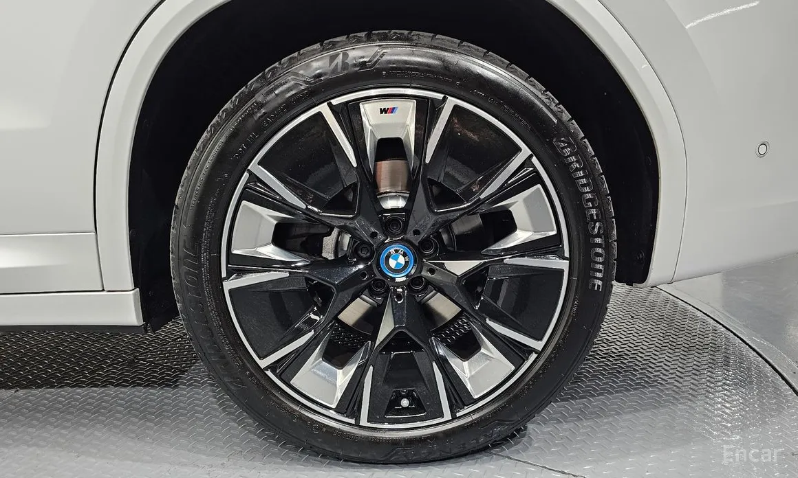 BMW iX3 2021 M Sports