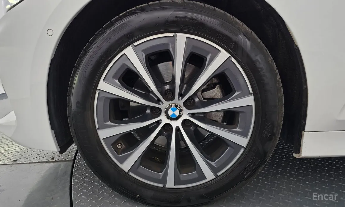 Фото 5 - BMW 3 Series