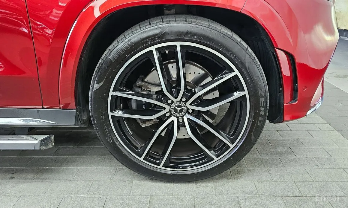 Фото 21 - Mercedes-Benz GLS-Class