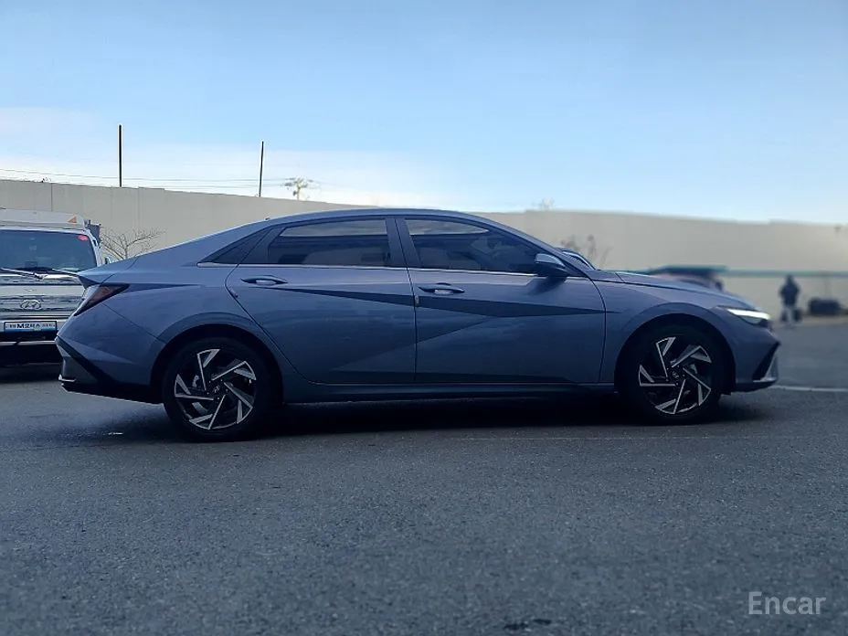 Hyundai Avante 2023 1.6
