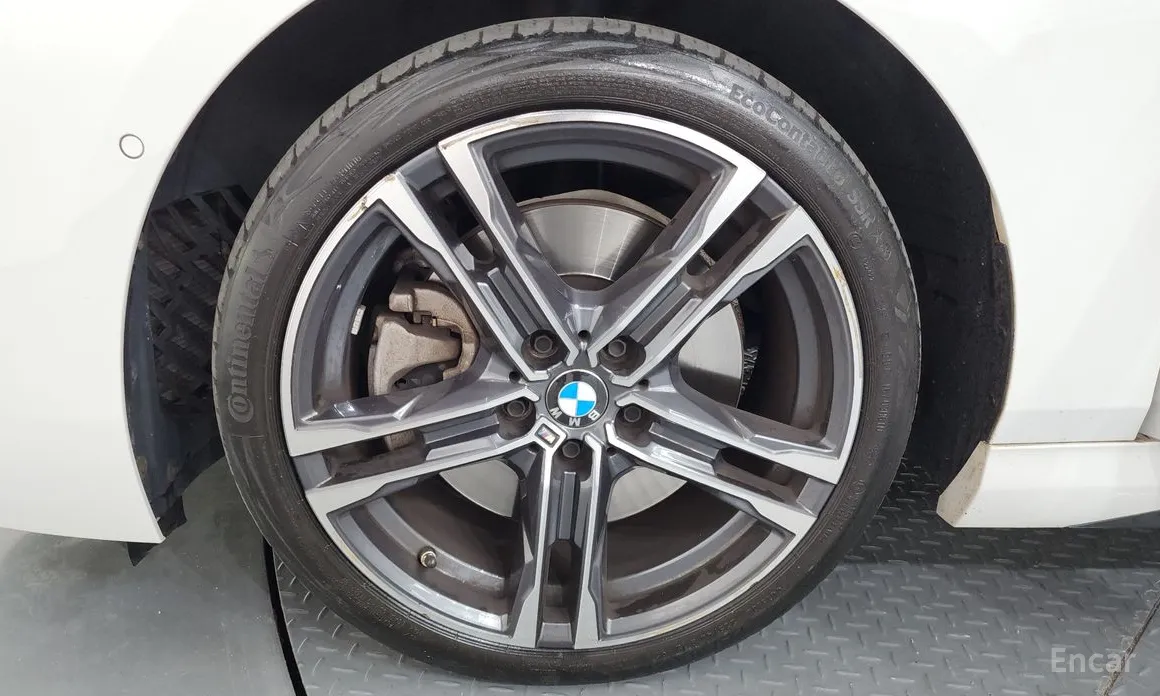 BMW 2 Series 2020 220i M Sports