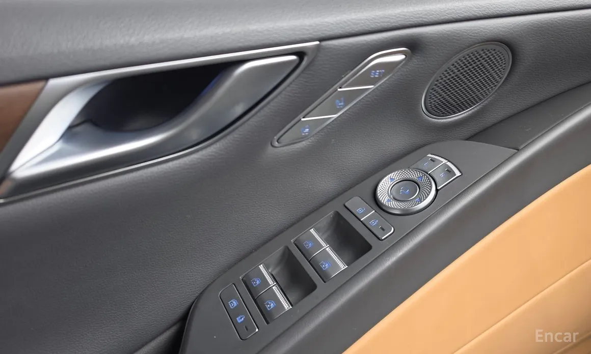 Фото 29 - Genesis G80
