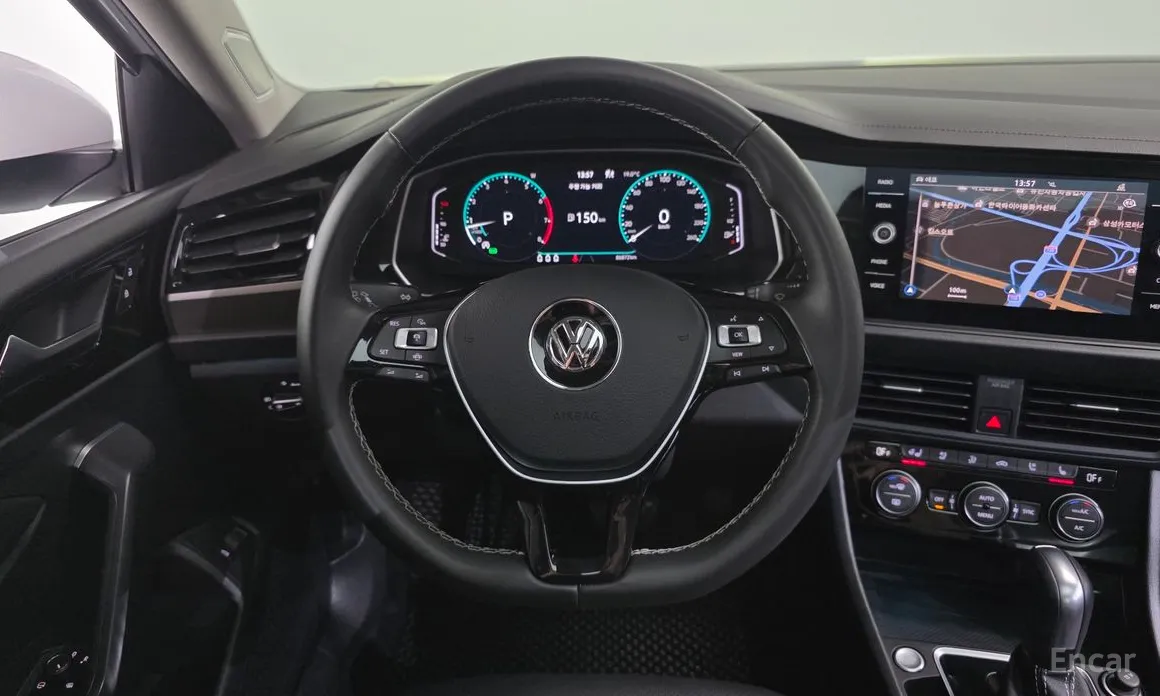 Photo 13 - Volkswagen Jetta