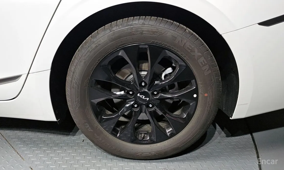 Kia K8 2024 2.5 Gasoline 2WD