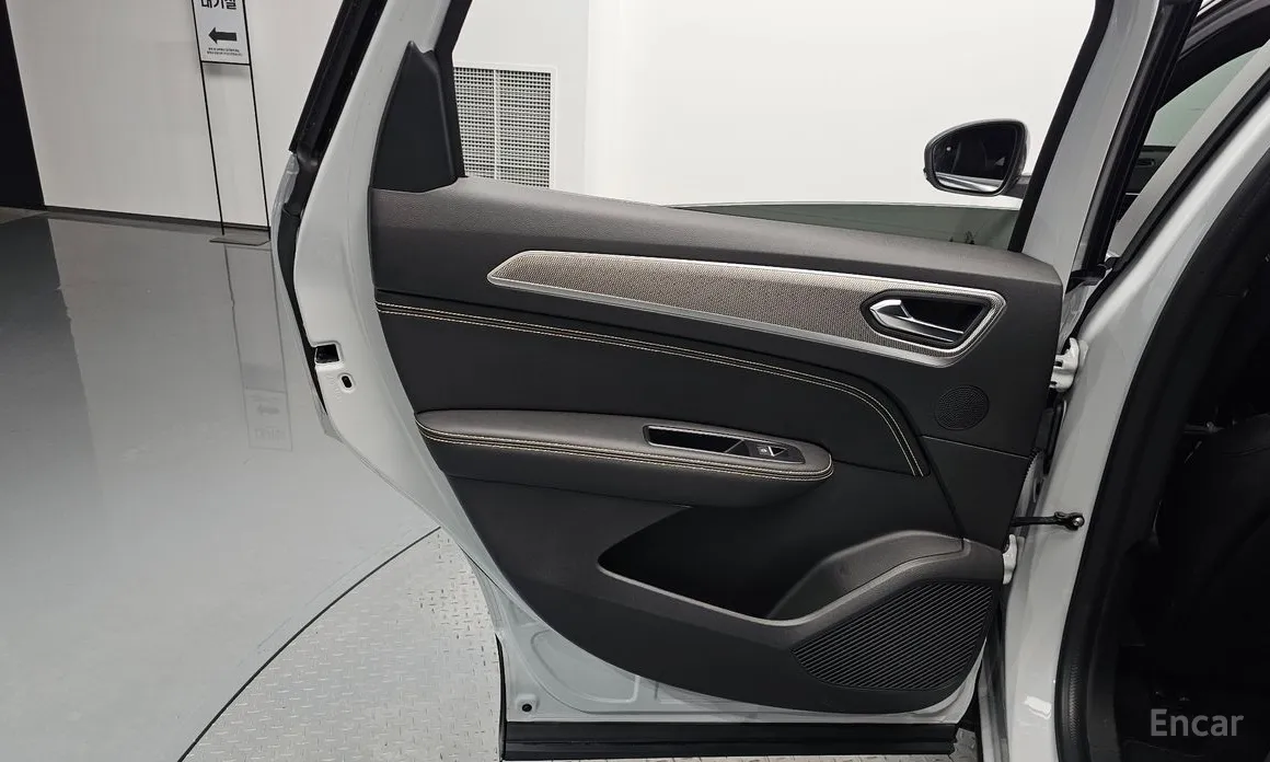 Renault Arkana 2024 1.6 E-TECH Iconic