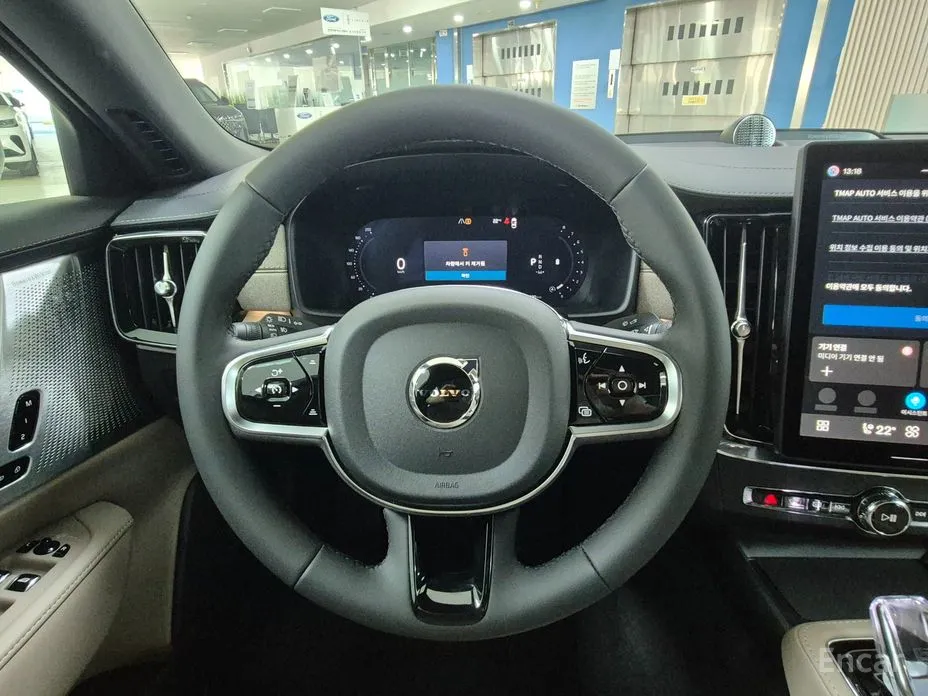 Volvo S90 2016 B5 Ultra Dark