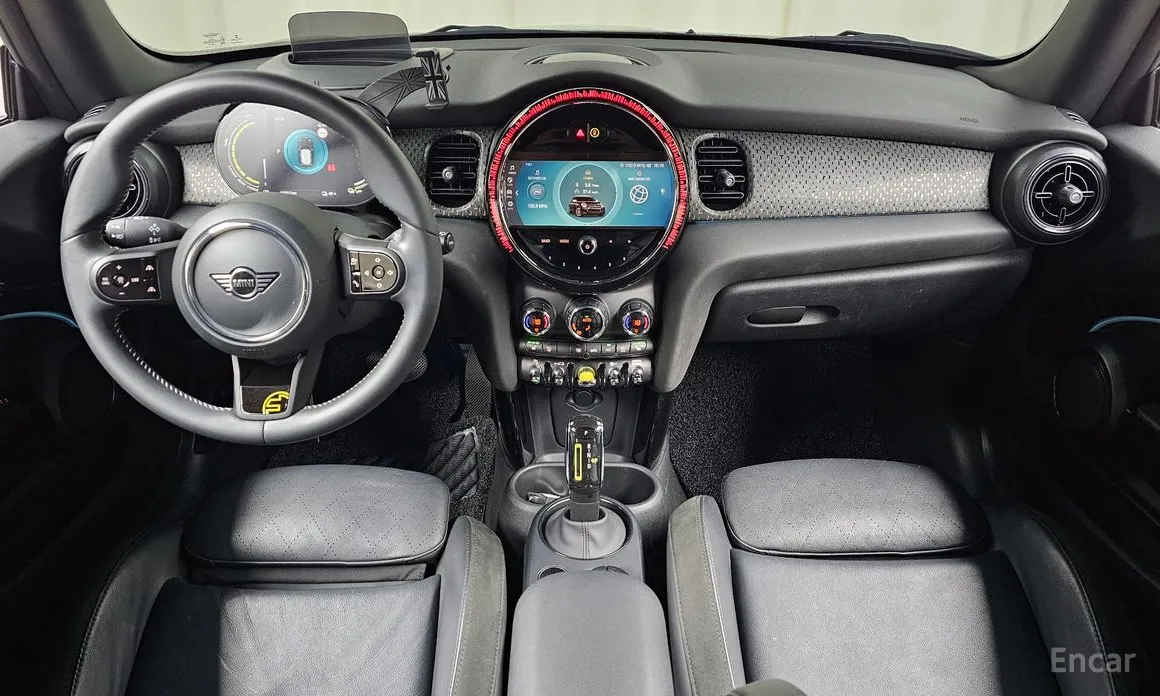 Photo 7 - Mini Cooper