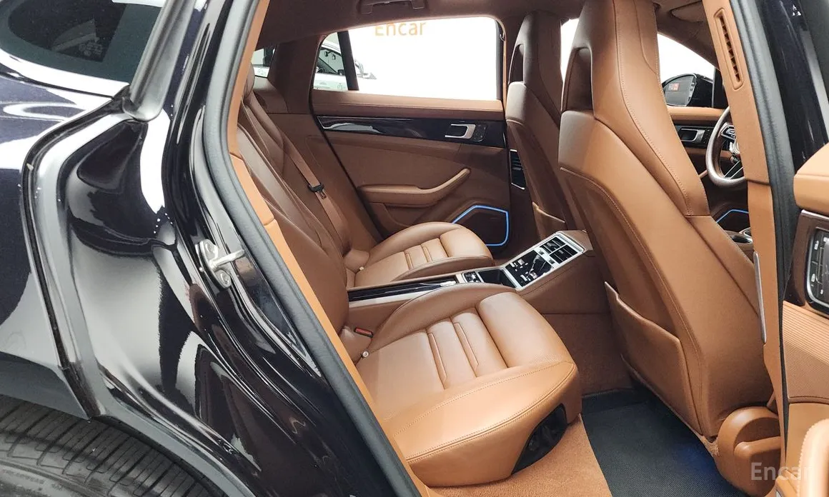 Porsche Panamera 2017 2.9 AWD Platinum Edition