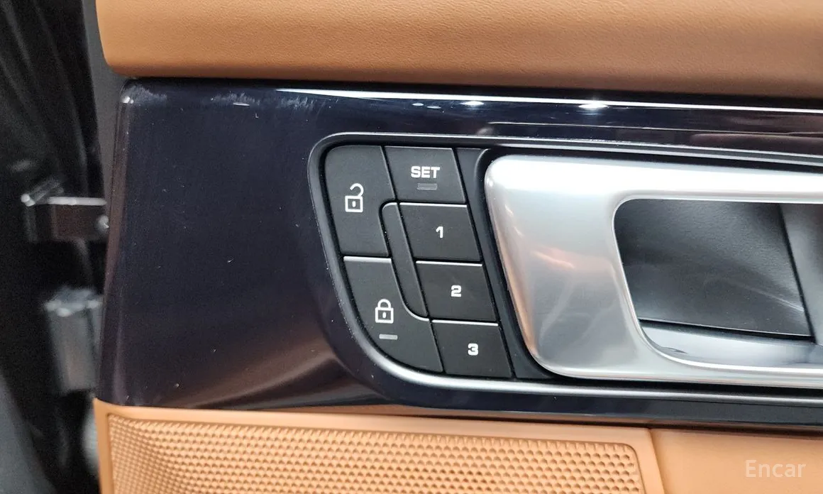 Porsche Panamera 2017 2.9 AWD Platinum Edition