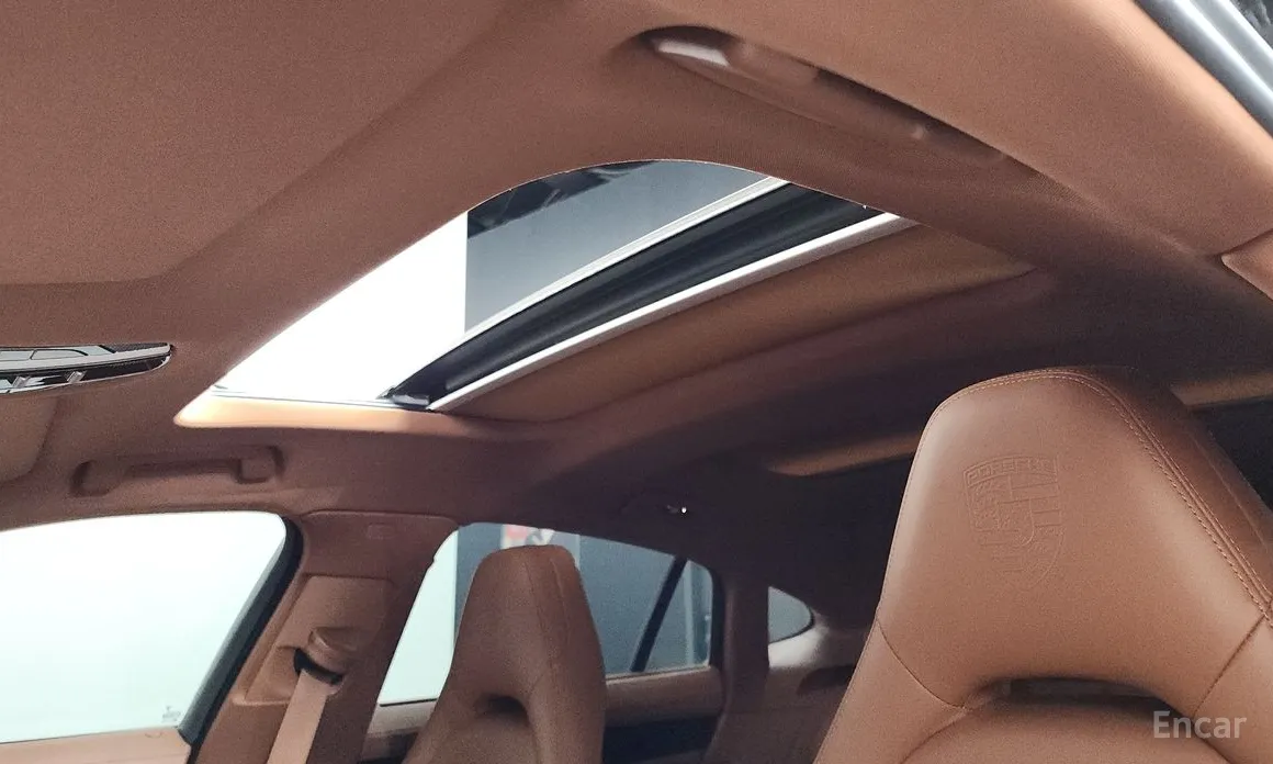 Porsche Panamera 2017 2.9 AWD Platinum Edition