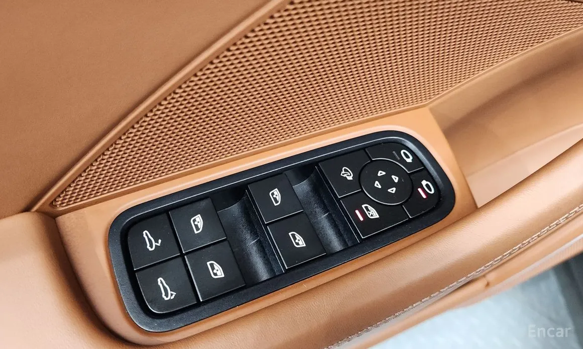 Porsche Panamera 2017 2.9 AWD Platinum Edition