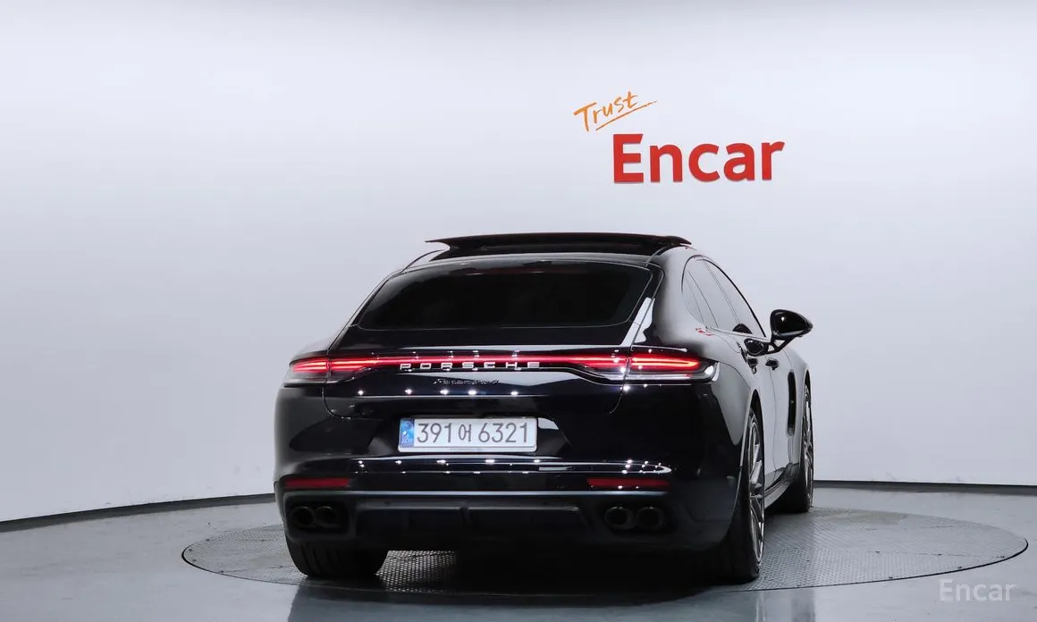 Porsche Panamera 2017 2.9 AWD Platinum Edition