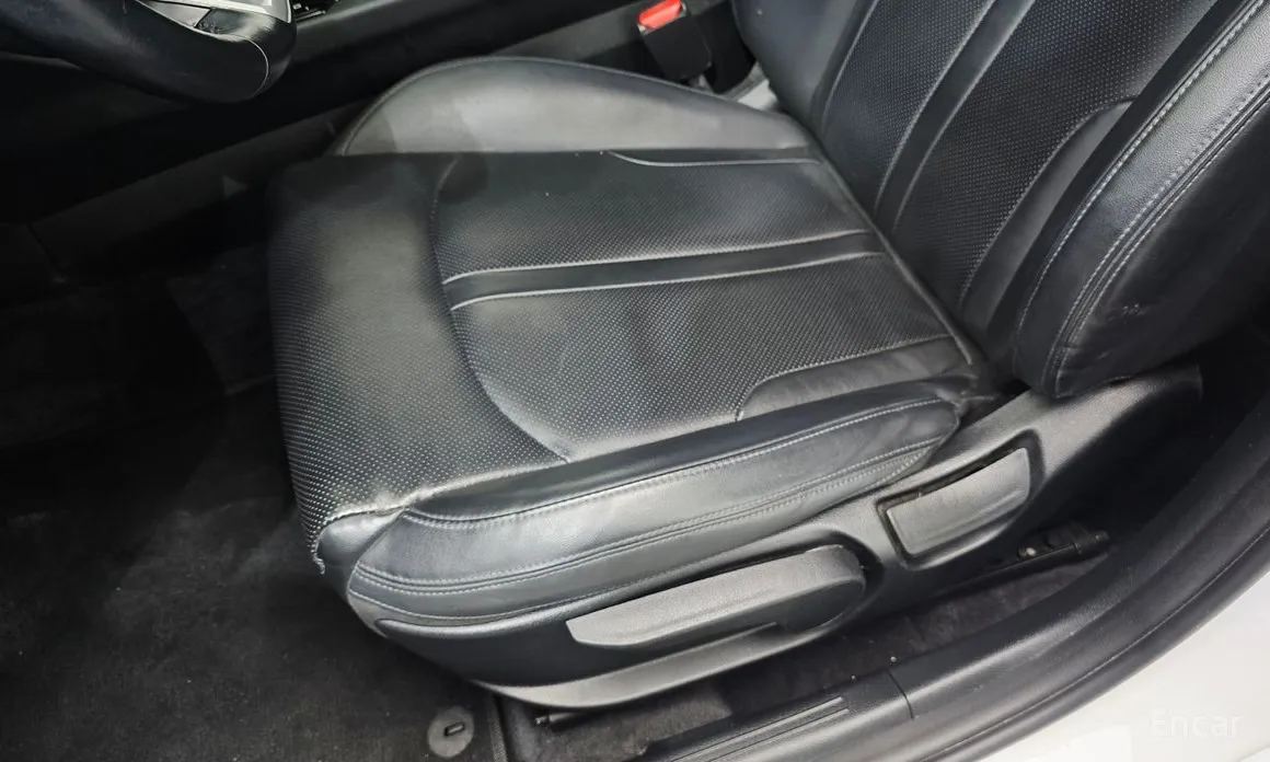 Фото 27 - Kia K5