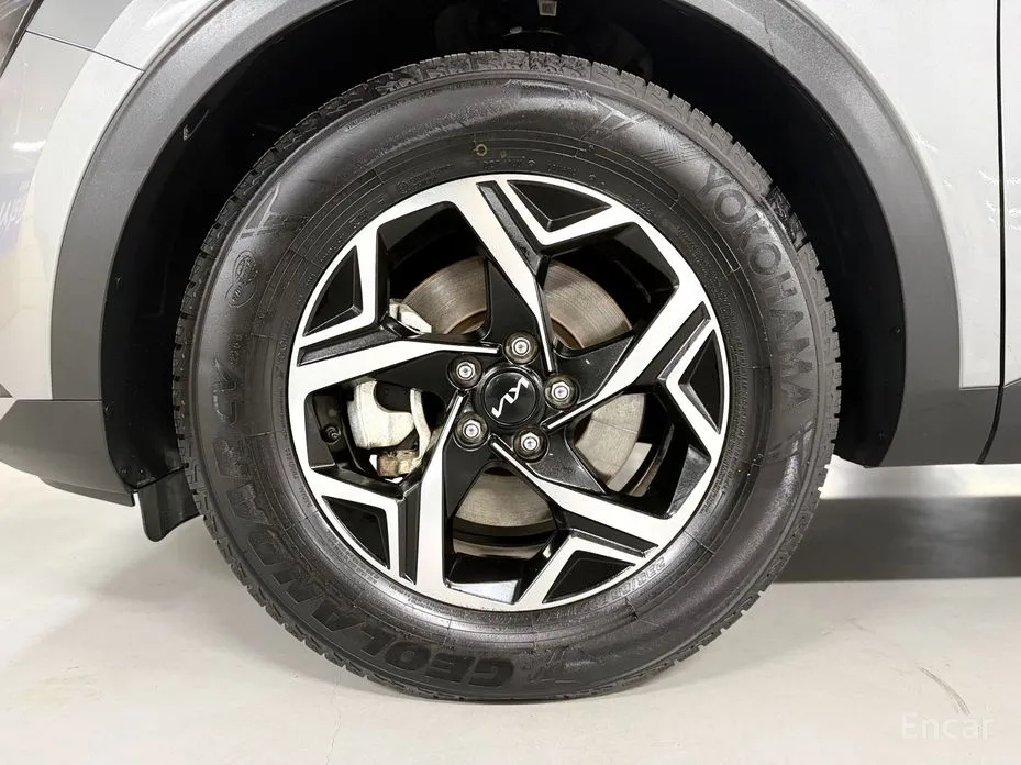 Фото 5 - Kia Sportage