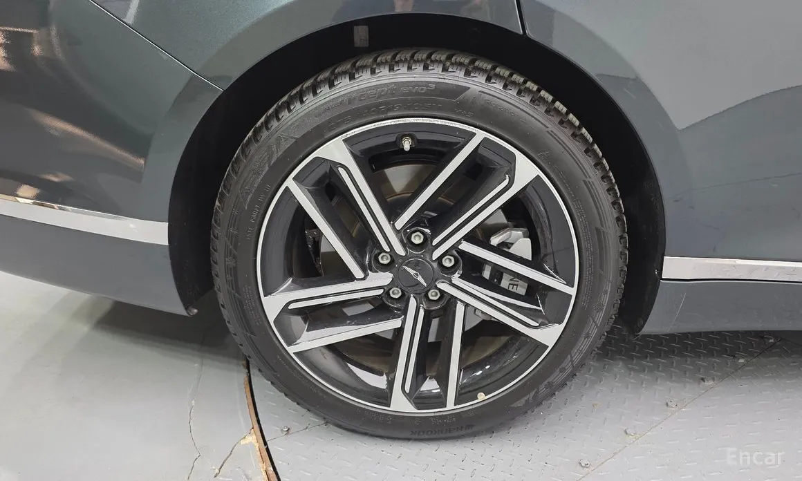 Фото 5 - Genesis G80