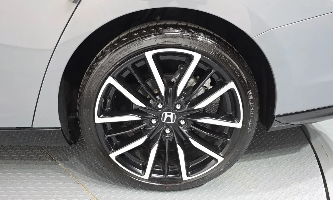 Honda Accord 2023 2.0 Hybrid Touring