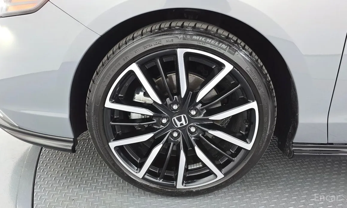 Honda Accord 2023 2.0 Hybrid Touring