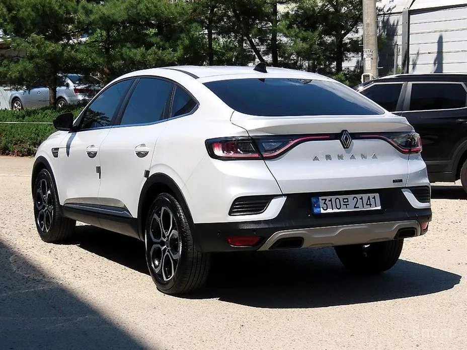Renault Arkana 2024 1.6 E-TECH Iconic