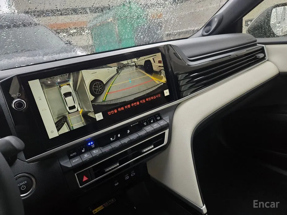 Toyota Camry 2024 2.5 XLE Premium Hybrid