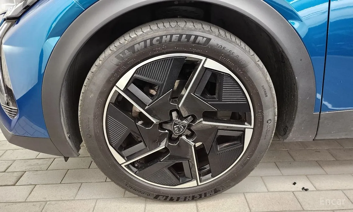 Peugeot 408 2023 1.2 Pure Tech GT