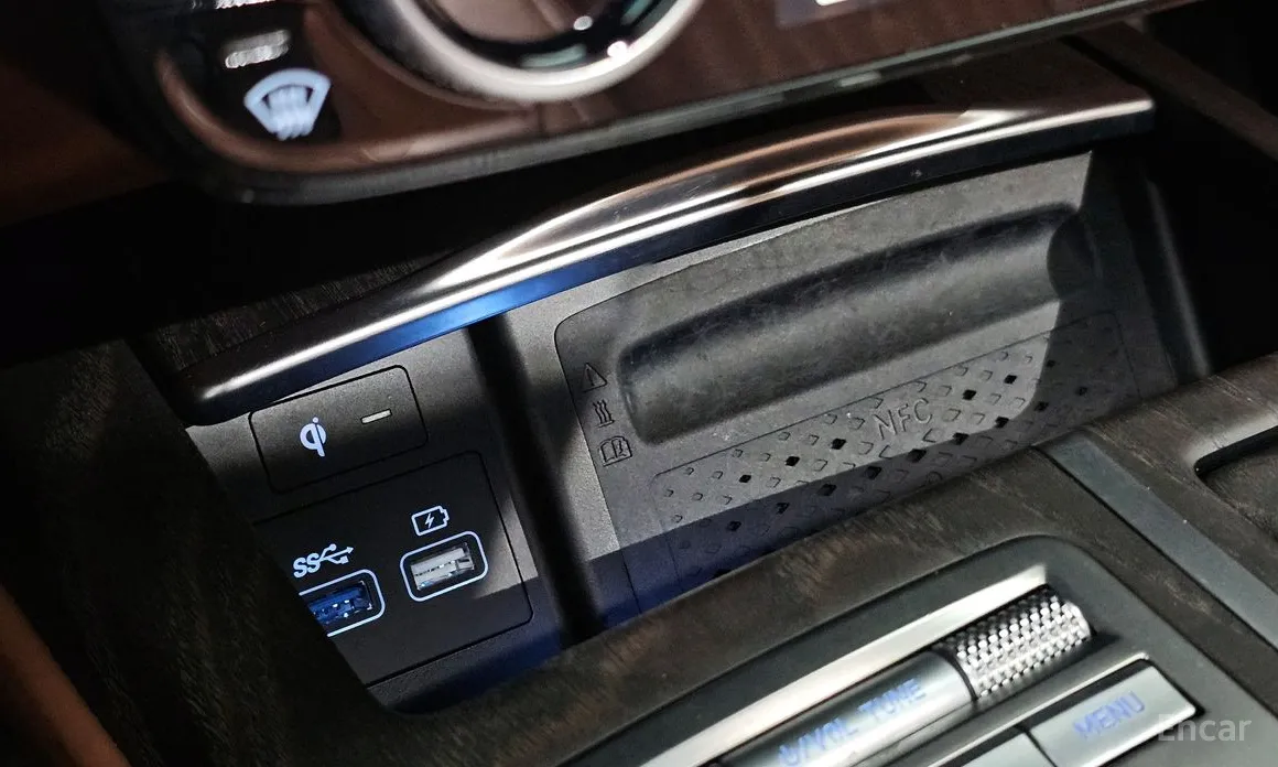 Фото 30 - Genesis G80